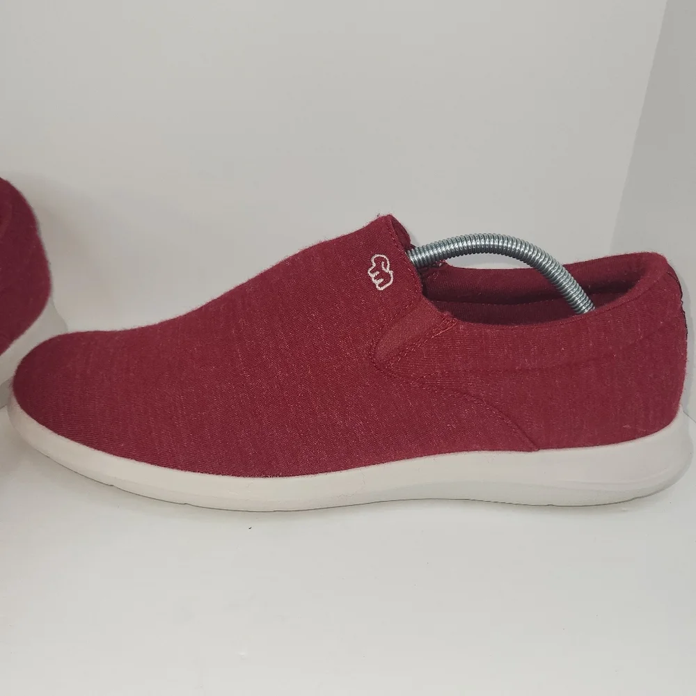 Merinos Men's Shoes Sz 12 US Red Casual Wool Knit Slip On Dust Bag